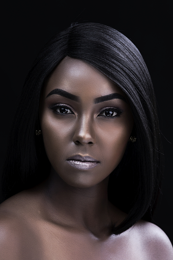 SLY MARIE-THE MAKEUP ARTIST - E-1