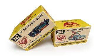 Prop graphic packaging