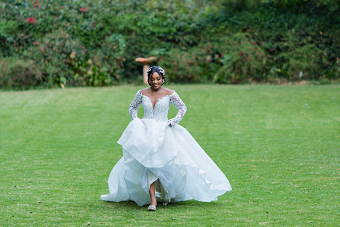 KENYA WEDDINGS BRIDES PORTRAITS OUTDOORS ON LOCATIONS