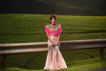 OUTDOORS ON LOCATION PORTRAITS