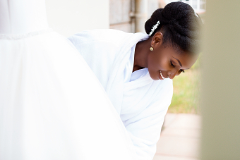 BRIDE BRIDAL PORTRAITS MORNING MAKEUP SESSION PREPS