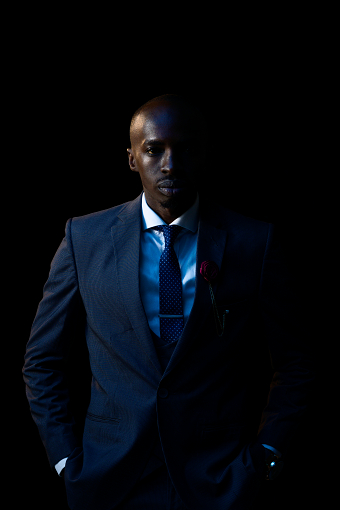 CLASS DESIGNER SUIT MEN STUDIO PORTRAITS