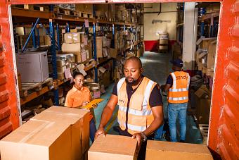 WAREHOUSE PACKAGING DISPATCH