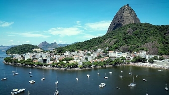 Voz: natural, conversada, descolada, empoderada.