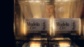 Modelo Oro - Gold At The Bodega