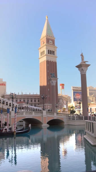 LVCVA x F1 - Gondola On Wheels