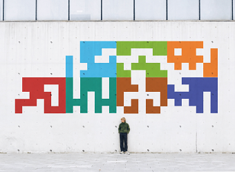 UTCB — Dynamic Visual Identity System
