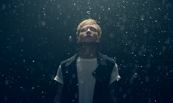 Mallory Knox - Shout At The Moon