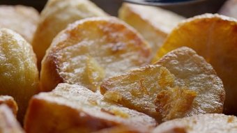 Crisp 'n' Dry - Slow-Motion Roast Potatoes