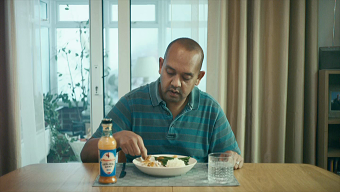 Nando's "Chain Of Sauce"