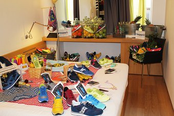 SAUCONY ORIGINALS. FASHION ROOM SERVICE