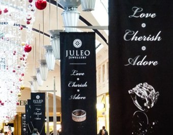 Retail. Christmas at Bluewater