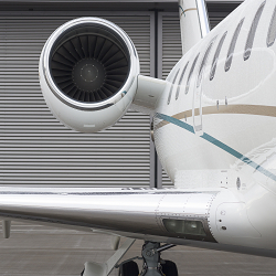 Challenger 605