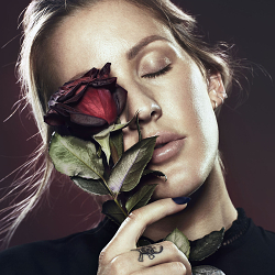 Ellie Goulding - Karina Twiss
