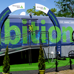 ‘Ambition’, Dimension Data's 135 sq m mobile executive briefing centre