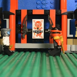 Lego Spiderman and Lego Ninjago: The Robbery