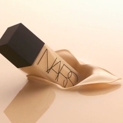 NARS - All Day Luminous Weighless Foundation