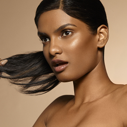 Beauty & Editorial Retouching