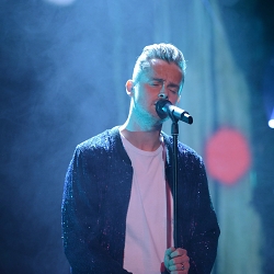 Live Music Photography - Tom Chaplin from Keane singing at The Troxy in London