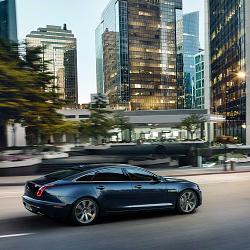 Jaguar // XJ