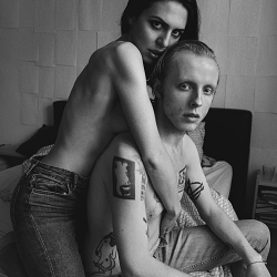 Homage to classic Calvin Klein jeans campaigns
