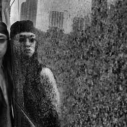 M O M E N T S – Portraits