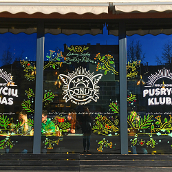 Winter window art
