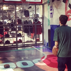 Adidas - Paris