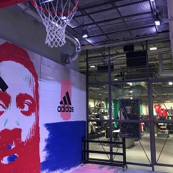 Adidas - Paris