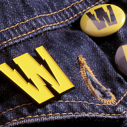 Where Lightning Strikes – School of Creativity Brand by Taller Design