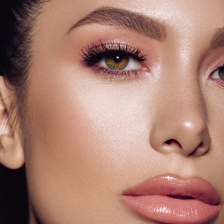 Retouching for House of Sillage