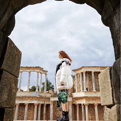 Louis Vuitton: Neo Antique