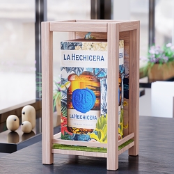 La Hechicera Retail Displays