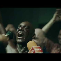 New Iconic Kisses