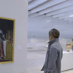 Louvre Flashback Tour
