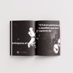 Fondeadora Inspirational Book