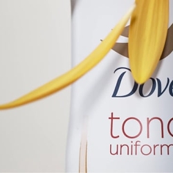 Dove_Tono Uniforme