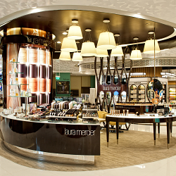 Laura Mercier