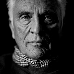 Clive Booth