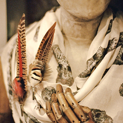 V&A - Savage Beauty - Alexander McQueen