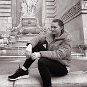 Kate Lindsay