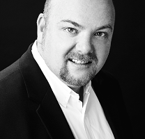 Larry Hollis