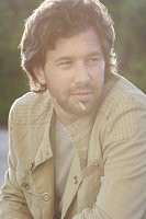 Douglas Tracy