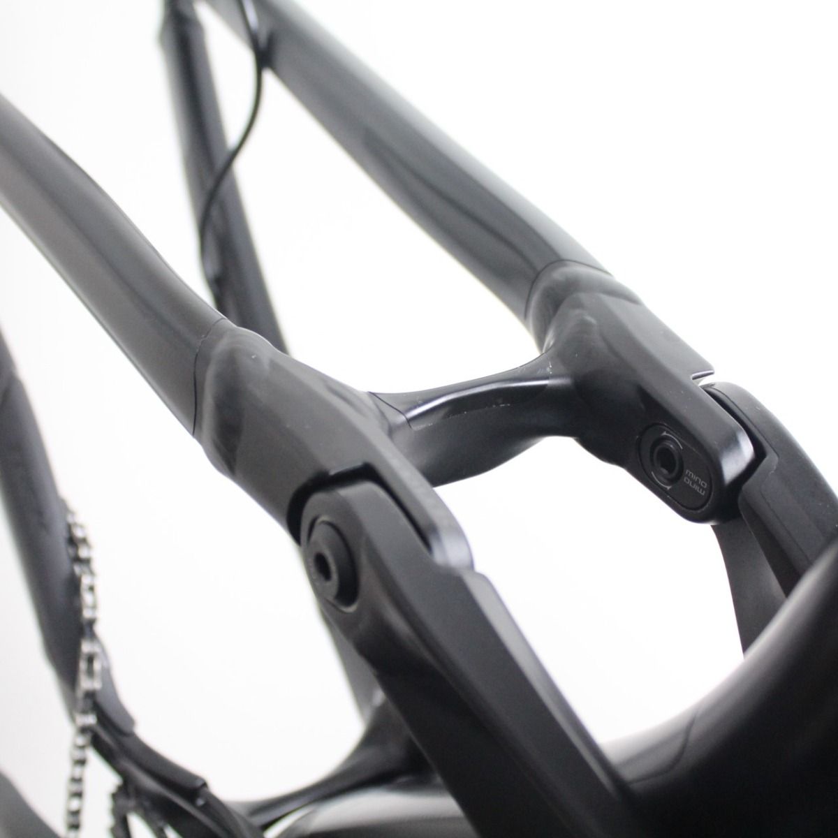 Slash 8 Aluminium 2019