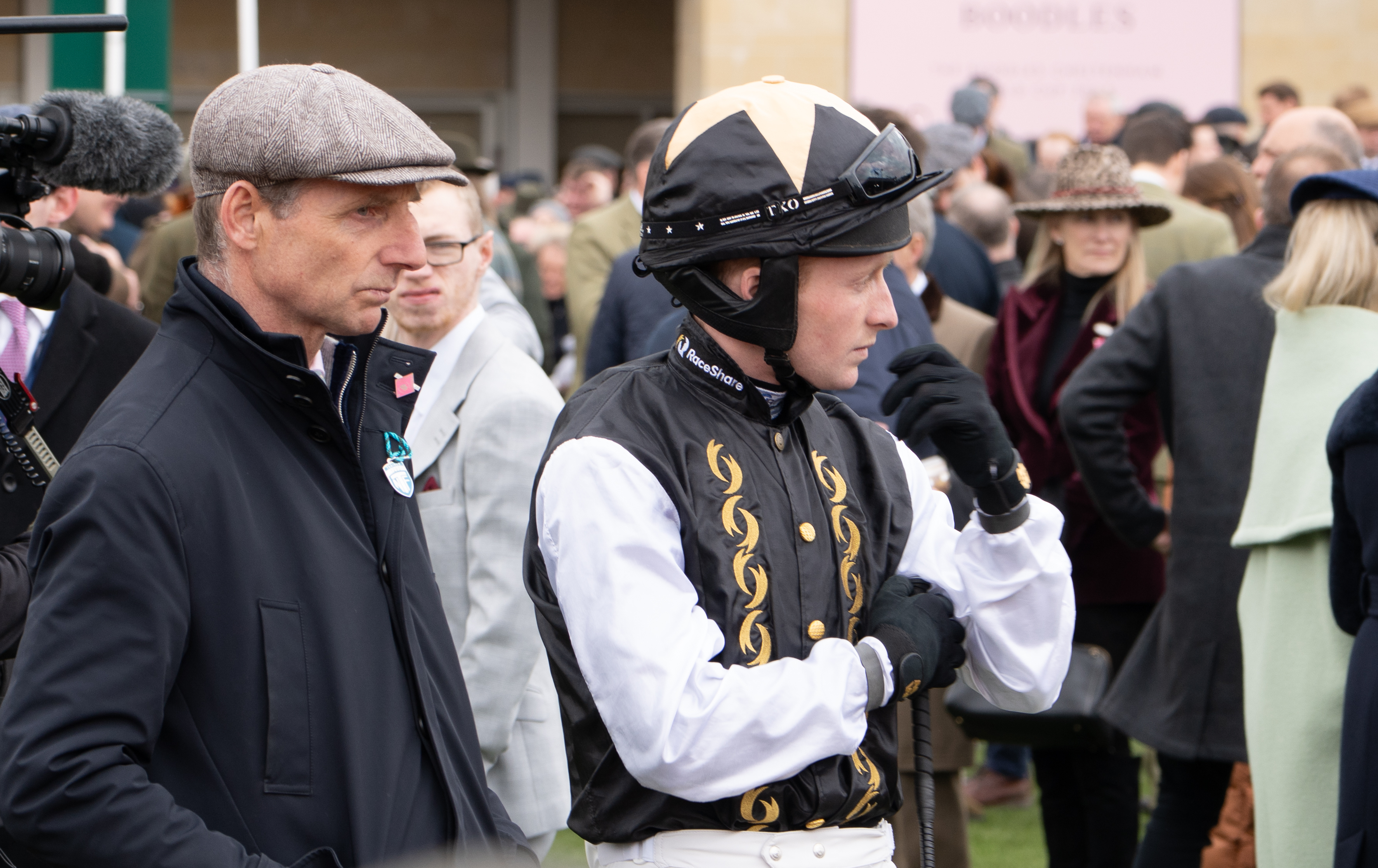 Gibbs Island heading to Aintree's Grand National Meeting