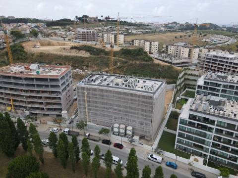 New 1 bedroom apartment with parking space in Canidelo