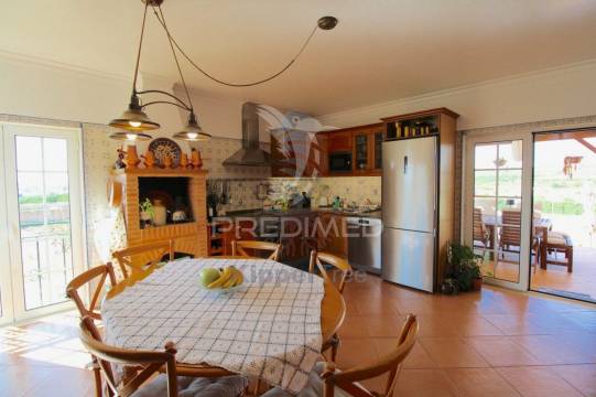 House in Faro