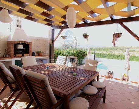 House in Faro