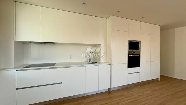 Apartamento T2 Duplex Novo