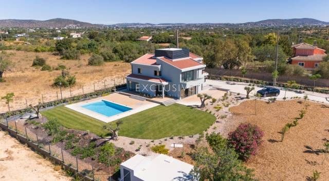 Villa in Loulé